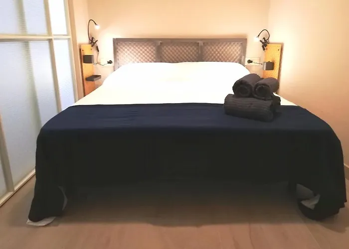 Mazi Apartments Chic